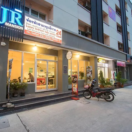 Aparthotel Jr Mansion On Nut Soi 25