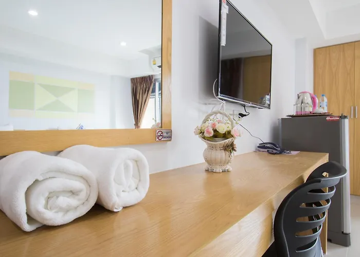 Jr Mansion On Nut Soi 25 3* بانكوك