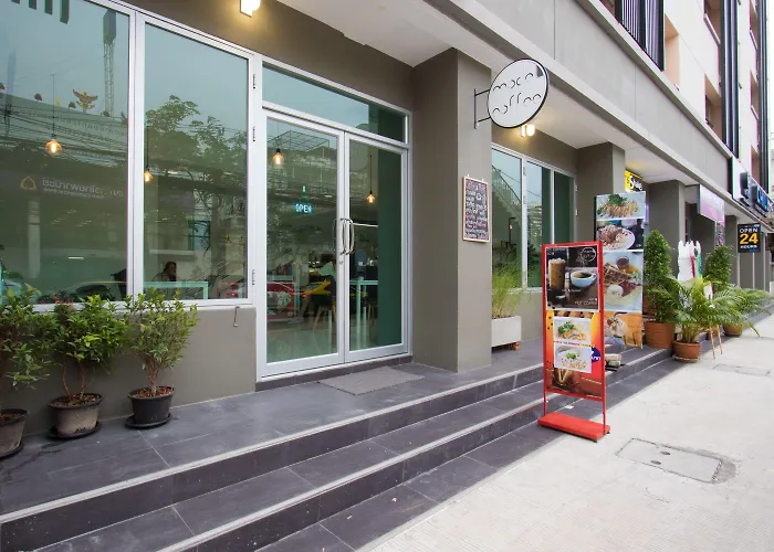 Jr Mansion On Nut Soi 25 3*