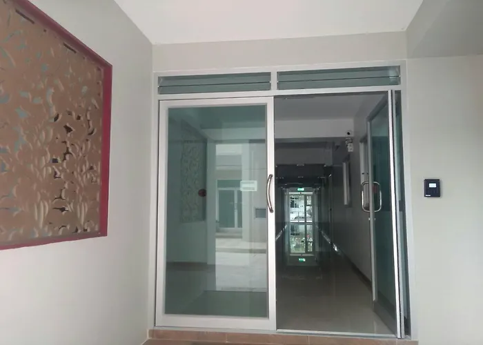 Jr Mansion On Nut Soi 25 Bangkok