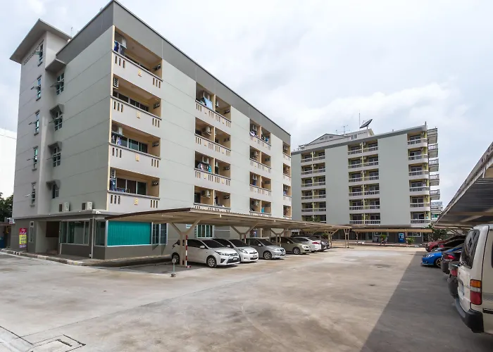 Aparthotel Jr Mansion On Nut Soi 25 3*