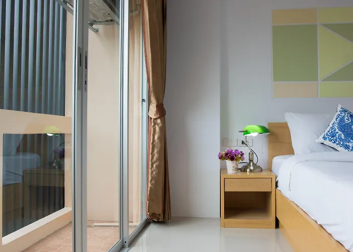 Jr Mansion On Nut Soi 25 3* بانكوك