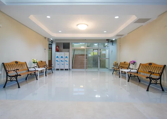 Jr Mansion On Nut Soi 25