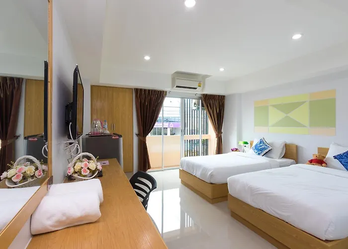 Aparthotel Jr Mansion On Nut Soi 25 Bangkok