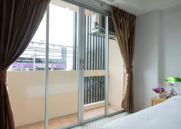Jr Mansion On Nut Soi 25 Aparthotel 3*