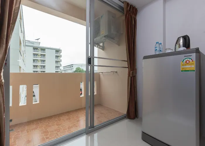 Aparthotel Jr Mansion On Nut Soi 25 Bangkok