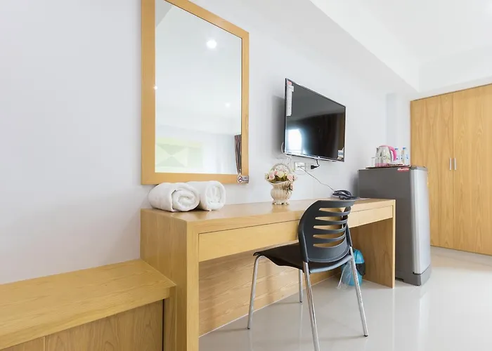Jr Mansion On Nut Soi 25 3* بانكوك